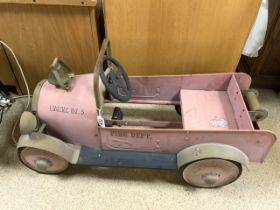 VINTAGE METAL FIRE ENGINE PEDDLE CAR