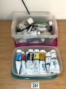 QUANTITY OF MAINLY OIL PAINTS