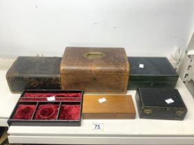 FIVE VINTAGE BOXES AND A TRAY INCLUDING SOME JEWELLERY LEATHER BOXES