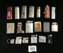 A QUANTITY OF POCKET LIGHTERS INCLUDING THREE EXAMPLES BY RONSON, A MINIATURE JAPANESE EXAMPLE, A
