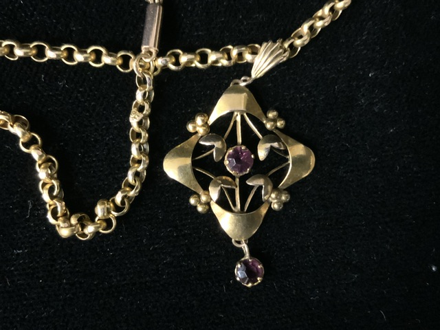 A VINTAGE 9 CARAT GOLD NECKLACE AND STONE SET PENDANT; CHAIN MARKED '9C', PENDANT MARKED '9CT', CURB - Image 2 of 2