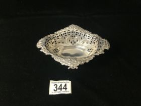 A VICTORIAN STERLING SILVER BON BON DISH BY DEAKIN BROS; LONDON 1894, SHAPED OVAL FORM, FOLIATE