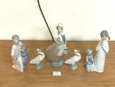 FIVE PIECES OF LLADRO; LARGEST 25CM