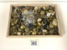 A LARGE QUANTITY OF MILITARY AND NAVAL BUTTONS,
