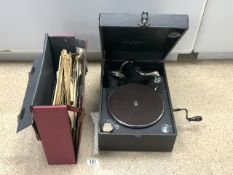 VINTAGE COLUMBIA GRAMOPHONE WITH 78'S RECORDS