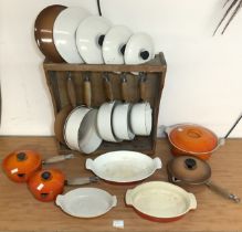 QUANTITY OF LE CREUSET PANS AND DISHES WITH STAND