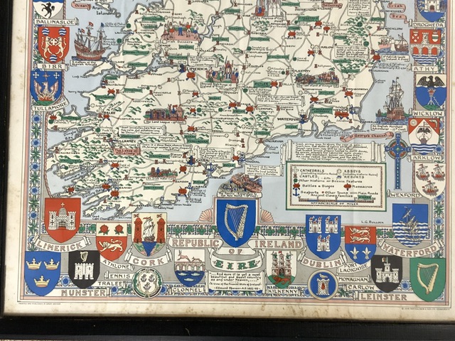 VINTAGE HISTORICAL MAP OF IRELAND FRAMED AND GLAZED BY JOHN BARTHOLOMEW AND SON 106 X 73CM - Image 2 of 5