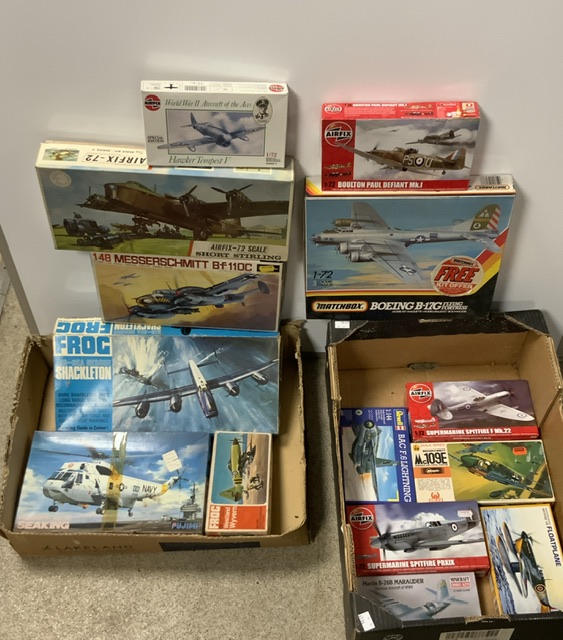 LARGE QUANTITY OF VINTAGE MODEL MILITARY AIRCRAFT KITS; AIRFIX, REVELL, MATCHBOX AND MORE - Image 2 of 2