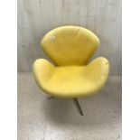 ARNE JACOBSEN (1902-1971) YELLOW SWAN CHAIR FOR FRITZ HANSEN