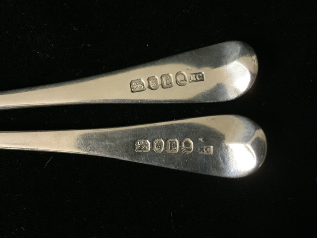 PAIR OF GEORGE III HALLMARKED SILVER SAUCE LADLES; DATED 1800; BY RICHARD CROSSLEY; 16.5CM; 94 - Image 2 of 2