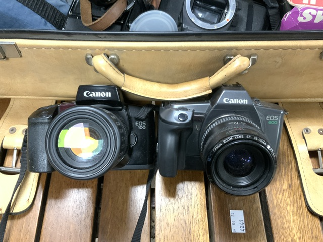 LARGE QUANTITY OF CAMERAS AND ACCESSORIES, CANON, MINOLTA, ENSIGN, PENTAX AND MORE - Image 3 of 4