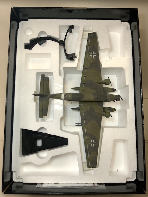 LARGE BOXED CORGI JUNKERS FLOAT PLANE SCALE 1;72, BOXED KING AND COUNTRY TIGER TANK AND PANZER TANK - Image 2 of 12