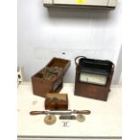 AN ANTIQUE MEDICAL/ SURGICAL ELECTRO-THERAPY / ELECTRIC SHOCK DEVICE / MACHINE, RECTANGULAR WOODEN