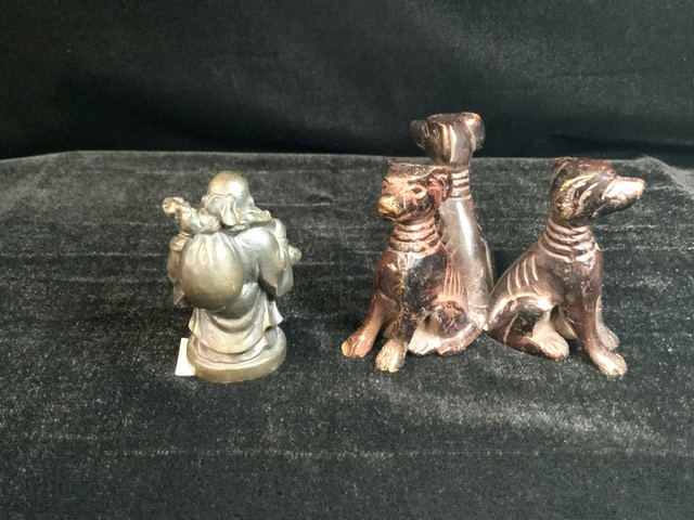 ANTIQUE MODEL OF THREE DOGS IN A SEATED POSITION; COJOINED BY TAILS; HEIGHT 5CM AND A SMALL MODEL OF - Image 2 of 3