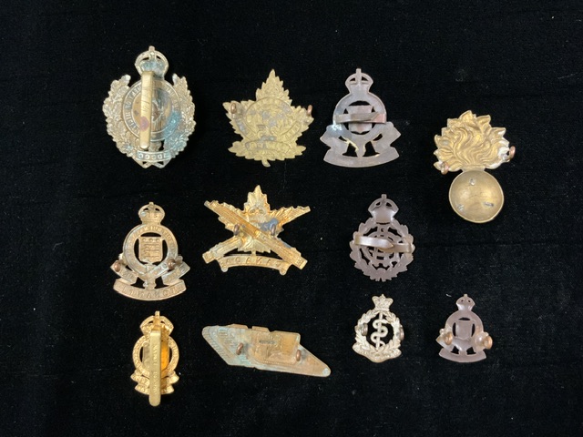 A QUANTITY OF MILITARY METAL CAP BADGES INCLUDING; ROYAL ARMY ORDNANCE CORPS, CANADA, ROYAL ARMY - Image 2 of 2