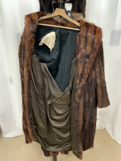 EIGHT FUR CLOTHING ITEMS INCLUDING SIX FULL-LENGTH; FULLY-LINED COATS; BROWN & BEIGE COLOURS, A - Image 7 of 12