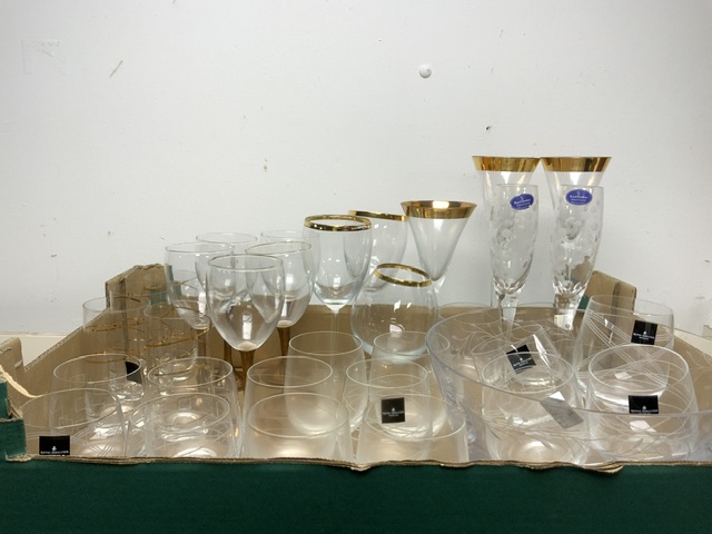 MIXED GLASSWARE INCLUDES ROYAL DOULTON AND MORE - Image 2 of 2