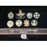 A QUANTITY OF METAL AND CLOTH MILITARY CAP BADGES INCLUDING; HIGHLAND REGIMENT, ARGYLL &