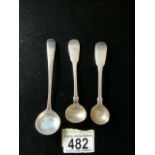 TWO GEORGIAN SCOTTISH HALLMARKED SILVER MUSTARD SPOONS WITH GEORGE III LONG HANDLED MUSTARD SPOON