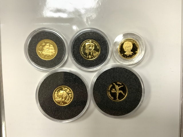 A COLLECTION OF 'THE SMALLEST GOLD COINS IN THE WORLD'; MDM CROWN COLLECTIONS LIMITED; COMPRISING; - Image 2 of 5