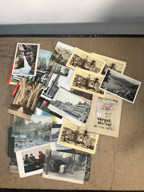 LARGE QUANTITY OF VARIOUS POSTCARDS - Image 2 of 2