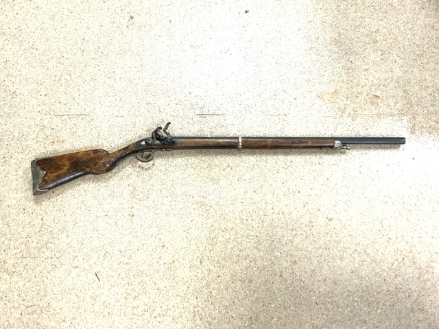 REPRODUCTION PERCUSSION RIFLE - Image 3 of 5