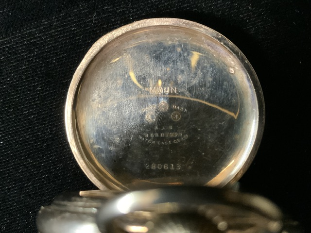 A VINTAGE GILT CASED FOB WATCH, BY ALD DENNISON; ENGRAVED WITH RETIREMENT INSCRIPTION; HEIGHT 5CM; - Image 4 of 6