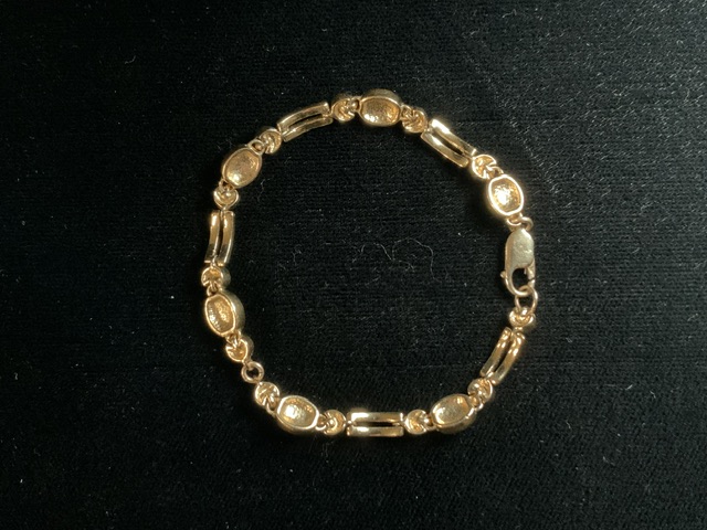 A VINTAGE BRACELET,;THE CLASP STAMPED 375; OVAL AND CIRCULAR LINKS SET WITH STONES - Image 2 of 3