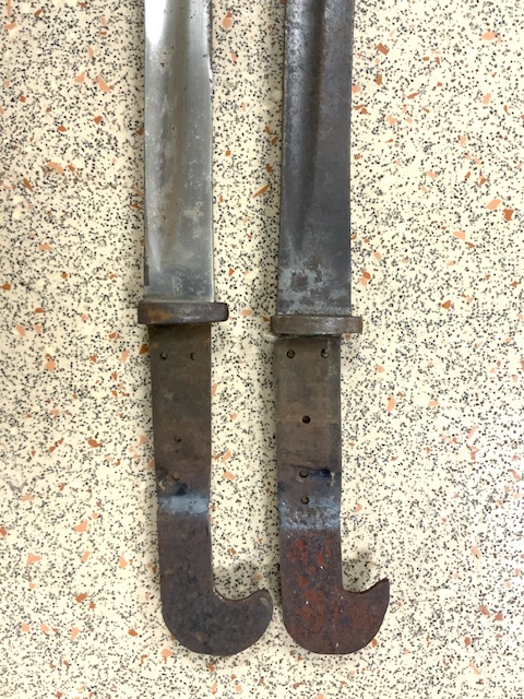 TWO YATAGHAN - STYLE SHORT SWORDS (MINUS WOOD GRIPS) - Image 2 of 6