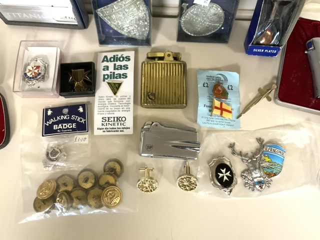 MIXED ITEMS, LIGHTERS, MILITARY BUTTONS, CUFF LINKS AND MORE - Image 2 of 4