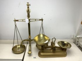BRASS BANKING SCALES BY MARLOW OF KEWBRIDGE WITH A METAL SET OF KITCHEN SCALES