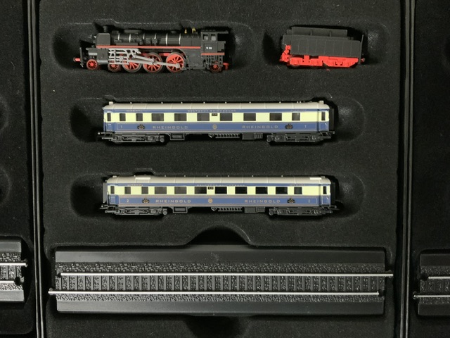 Z GAUGE MINI TRAINS FROM ATLAS EDITIONS - Image 5 of 5