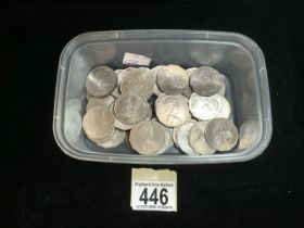 THIRTY NINE AUSTRALIAN USED COINAGE; 50p; 1970s AND 1980S; 628 GRAMS