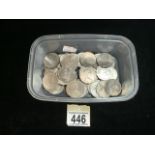 THIRTY NINE AUSTRALIAN USED COINAGE; 50p; 1970s AND 1980S; 628 GRAMS