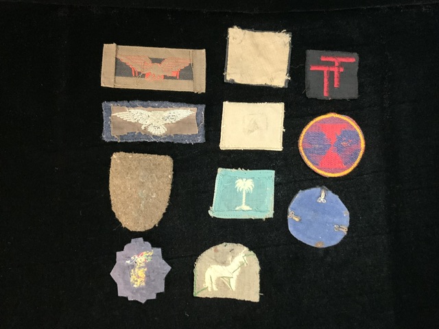A QUANTITY OF MILITARY CLOTH BADGES INCLUDING; ROYAL AIR FORCE AND OTHERS - Image 2 of 2