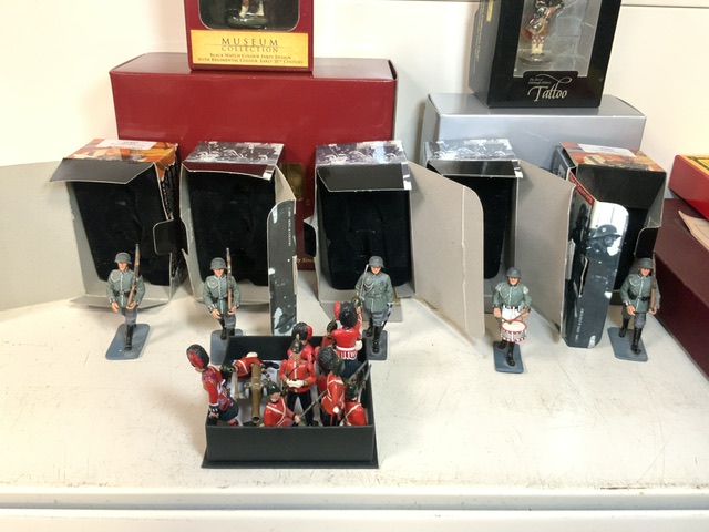 MILITARY METAL FIGURES INCLUDES BRITAINS, KING AND COUNTRY AND ALBA MINIATURES - Image 2 of 5