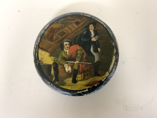 THREE BOXES INCLUDES EARLY CHINESE TEA BOX; 9 X 9CM, HAND PAINTED ROUND SNUFF BOX; 9CM - Image 3 of 3