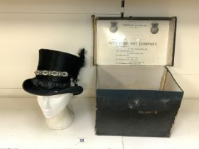 BOXED VINTAGE TOP HAT FROM CITY YORK HAT COMPANY