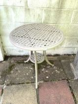 ALUMINIUM PAINTED GARDEN ROUND TABLE