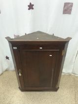 LARGE GEORGIAN CORNER UNIT; 105CM