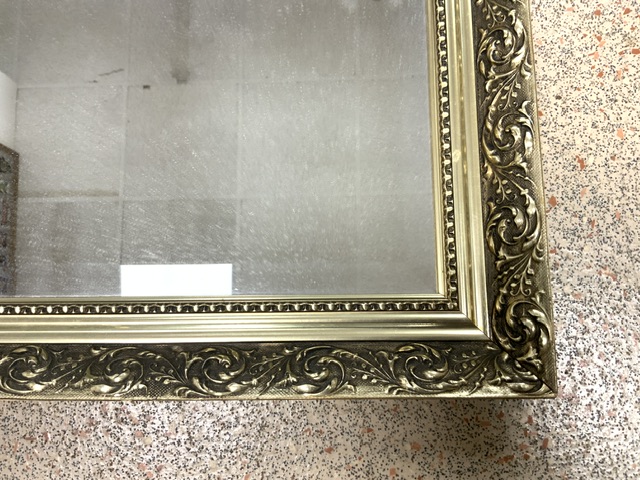 MODERN BEVELLED MIRROR IN A GILDED FRAME; 86 X 61CM - Image 2 of 4