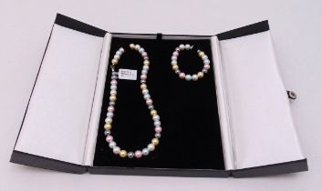 Multicolour pearl necklace and bracelet set, hallmarked silver clasp, in presentation box