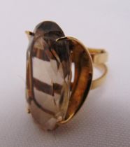 9ct gold and citrine dress ring