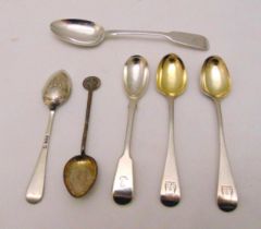 A quantity of hallmarked silver teaspoons and a Chinese white metal teaspoon (6)