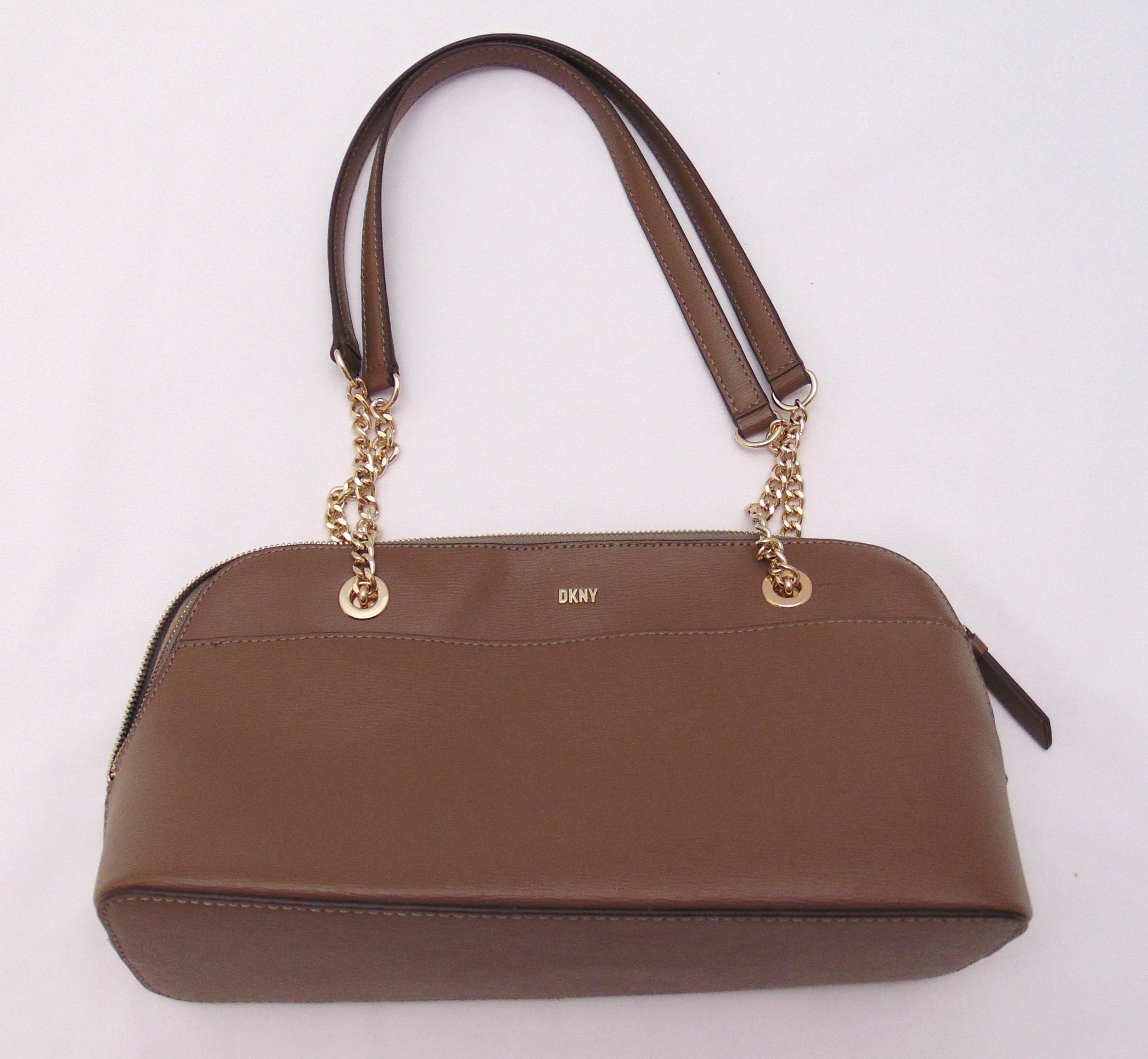 DKNY ladies taupe leather handbag with strap handle - Image 2 of 4