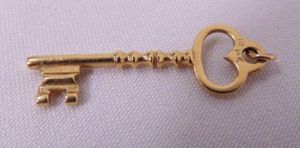 14ct yellow gold key to the door pendant, approx total weight 2.5g