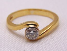 18ct yellow gold and diamond crossover ring, approx total weight 3.4g