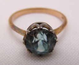 9ct gold ring set with a blue stone, approx total weight 3.0g