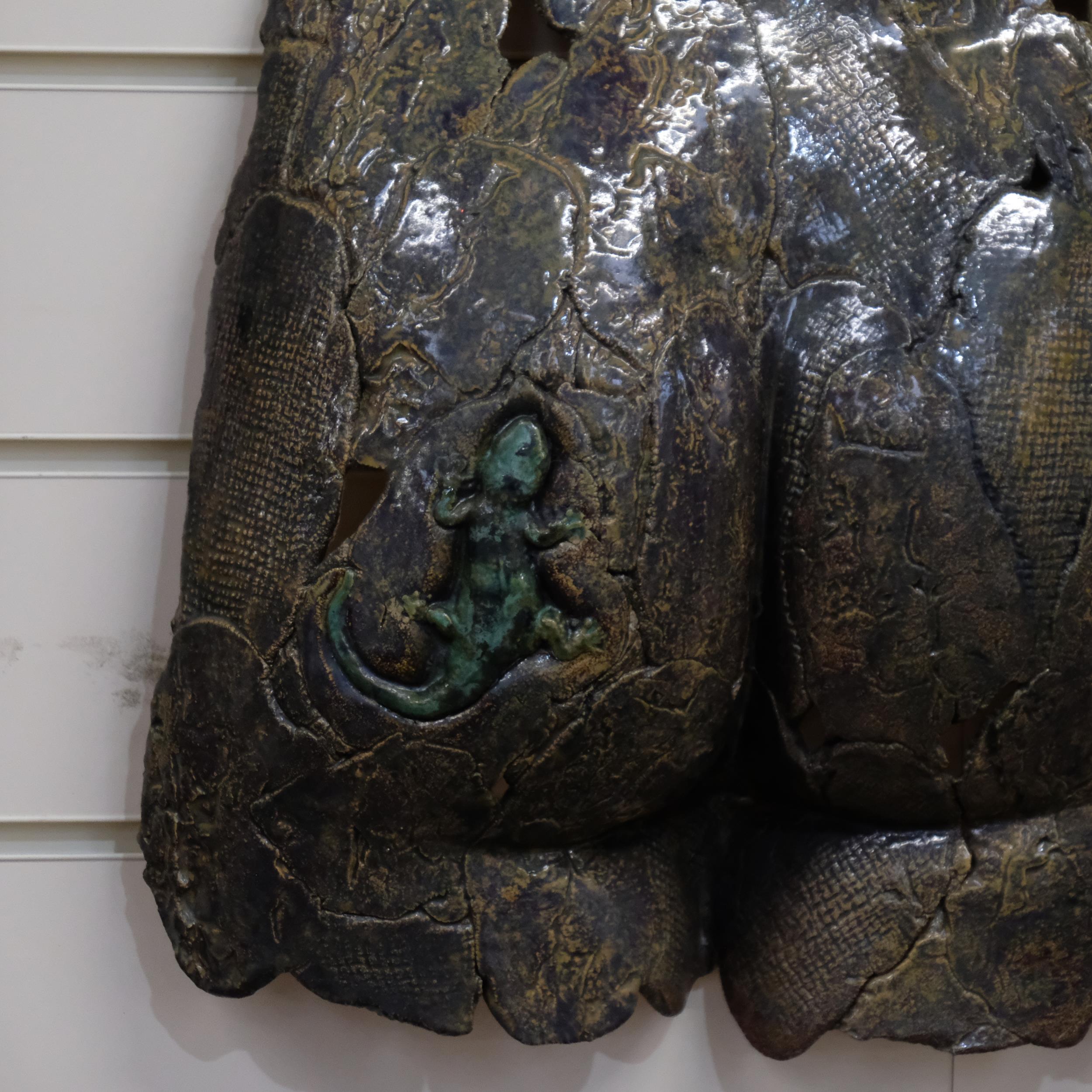 Anna Keller "cheeks" sculpture depicting buttocks with lizard design, H38cm - Image 2 of 2
