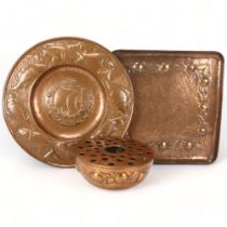 A Newlyn Industrial Classes copper rose bowl and cover, a Newlyn copper tray both with hammered